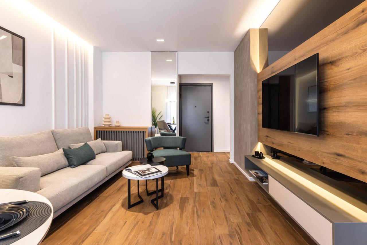 The Five Star Apartment Thessaloniki Exterior photo
